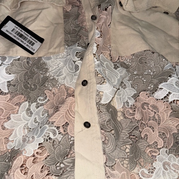 POL Cream and Pink Lace Crochet Shacket - Picture 5 of 5